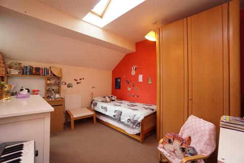 45 Bole Hill Lane, Sheffield, S10 1SA