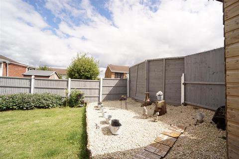 16 Lytton Road, Sheffield, S5 8AX