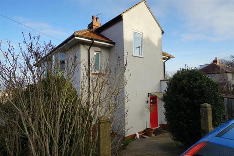 43 Bishopscourt Road, Sheffield, S8 9HN