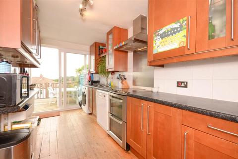 18 Westwick Crescent, Sheffield, S8 7DH