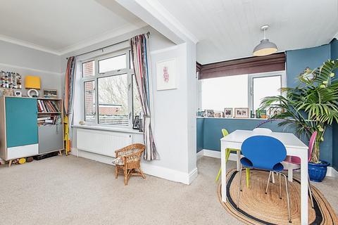 18 Westwick Crescent, Sheffield, S8 7DH