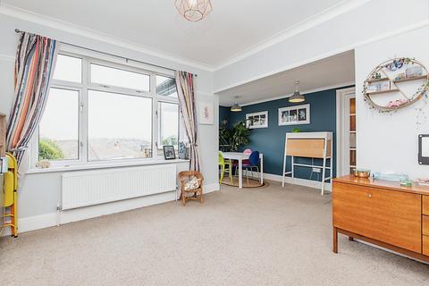 18 Westwick Crescent, Sheffield, S8 7DH
