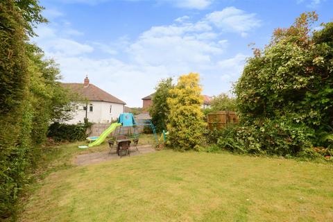 18 Westwick Crescent, Sheffield, S8 7DH