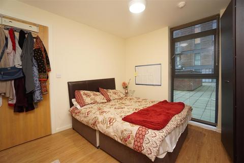 2 bedroom apartment for sale - Mandale House, Bailey Street, City Centre, Sheffield, S1