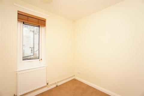 77 Heavygate Road, Sheffield, S10 1PE