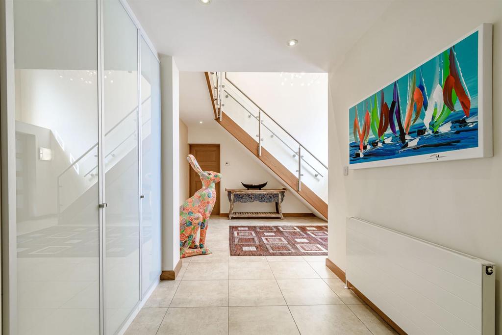 8506746-interior46.jpg
