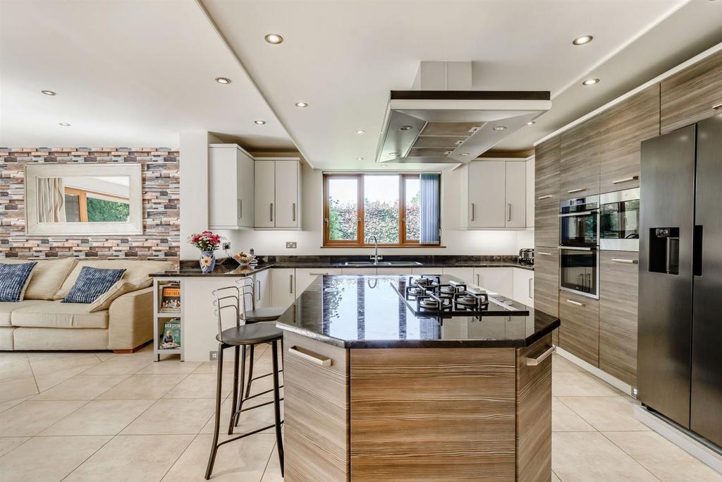 8506746-interior64.jpg