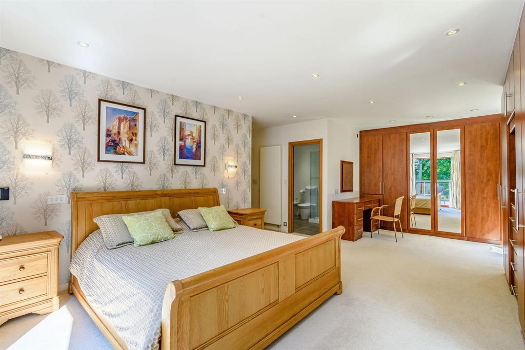 8506746-interior25.jpg