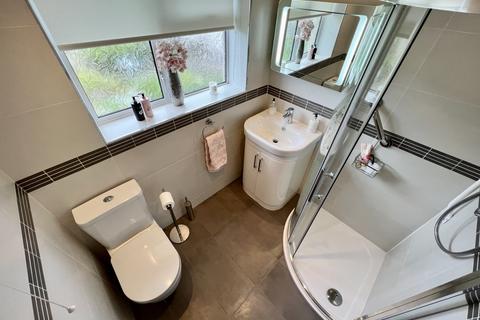 42 Kings Road, Beith, KA15 2BJ