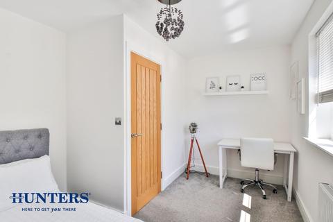 18 Lockside, Littleborough, OL15 0HX