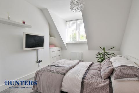 18 Lockside, Littleborough, OL15 0HX