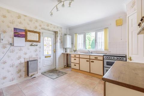 Dunromyn Clifford Moor Road, Clifford, Wetherby, LS23 6LD