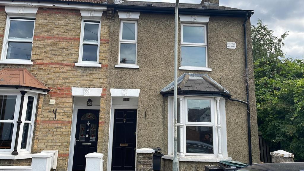 Coombe Road, Gravesend 2 bed house £1,000 pcm (£231 pw)