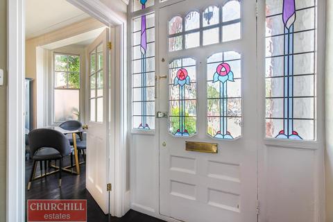 42 Waverley Road, London, E18 1HX