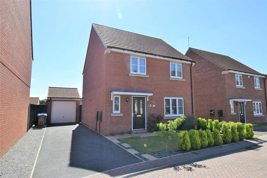 Cherry Avenue, Hessle 3 bed detached house £295,000