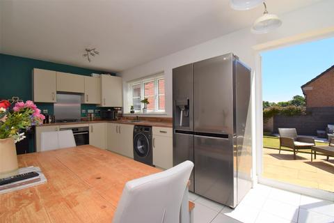 38 Cherry Avenue, Hessle, HU13 0QT