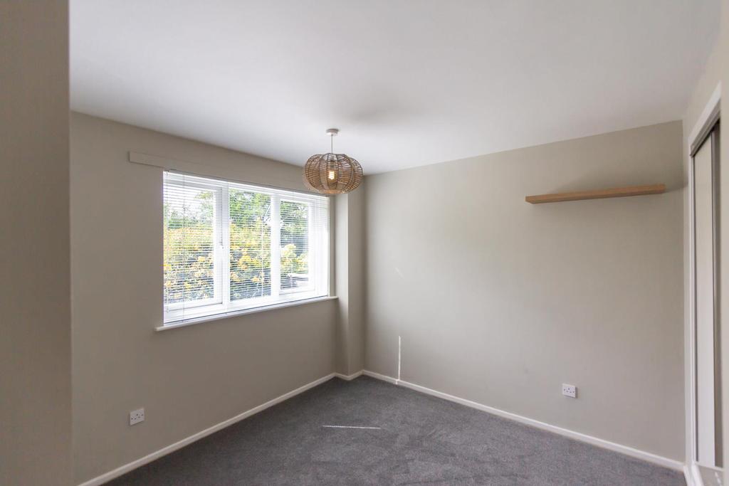 Tenbury Close, Redditch 1 bed £670 pcm (£155 pw)