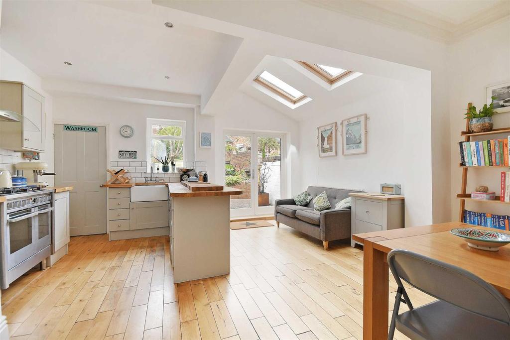 Oakbrook Road, Hangingwater, Sheffield 4 bed terraced house £475,000