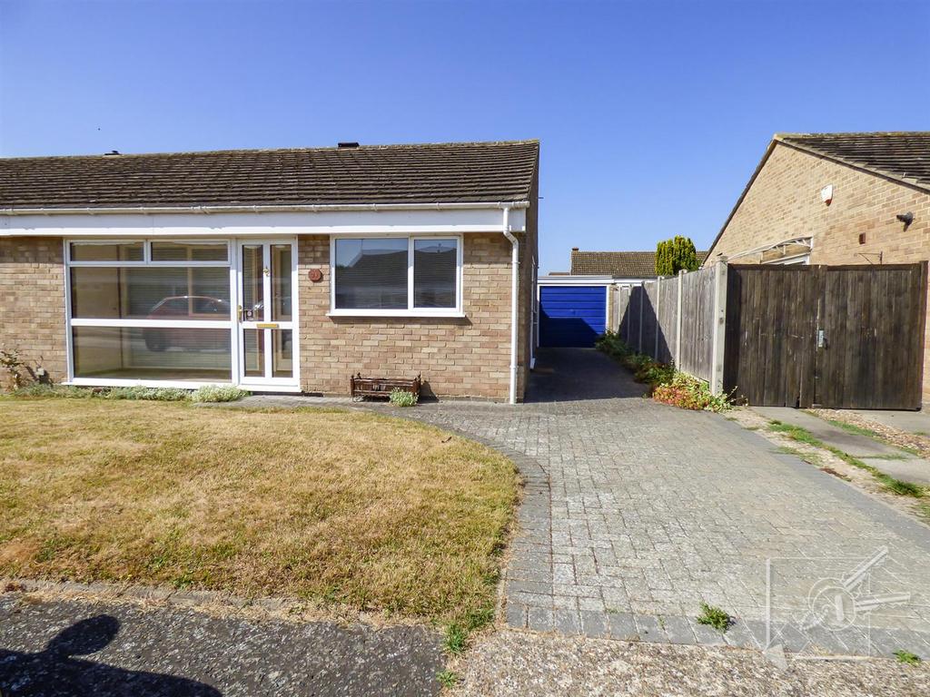 Weald Close, Istead Rise, Gravesend 2 bed bungalow £350,000