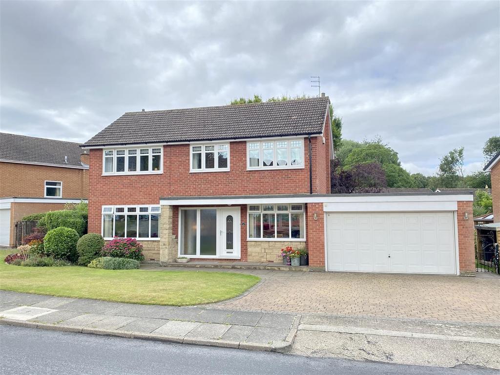 Leith Road, Darlington 4 bed detached house £400,000