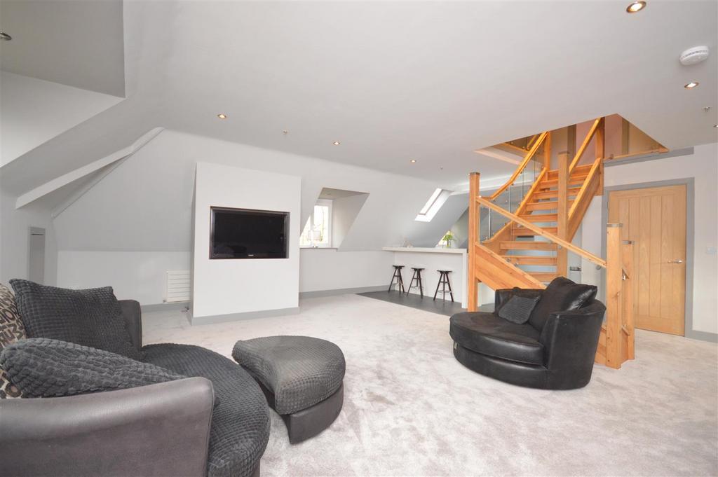 Open-Plan Living/Dining/Kitchen