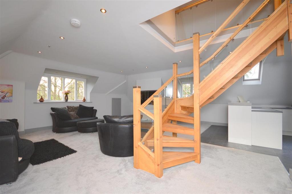 Open-Plan Living/Dining/Kitchen