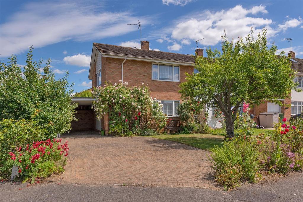 Larch Grove, Paddock Wood, Tonbridge 3 bed semidetached house £465,000