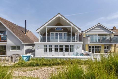 3 bedroom detached house for sale - Marine Drive, West Wittering, Chichester