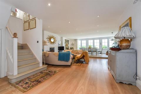3 bedroom detached house for sale - Marine Drive, West Wittering, Chichester