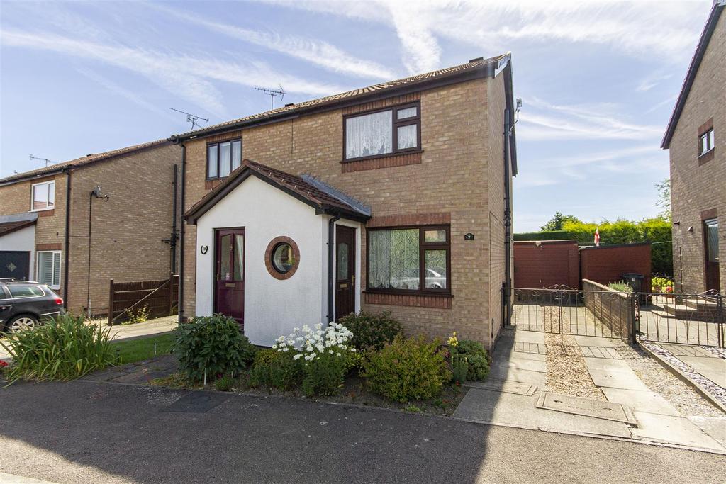 Penmore Gardens, Hasland, Chesterfield 2 bed semidetached house for sale £159,950