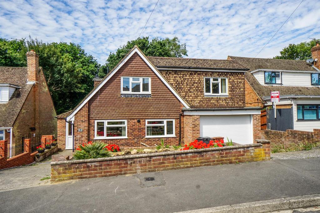 Ghyllside Avenue, Hastings 4 bed detached house £530,000