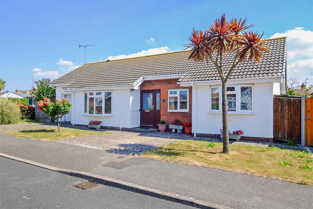Ashley Drive, Seasalter, Whitstable 3 bed detached bungalow for sale