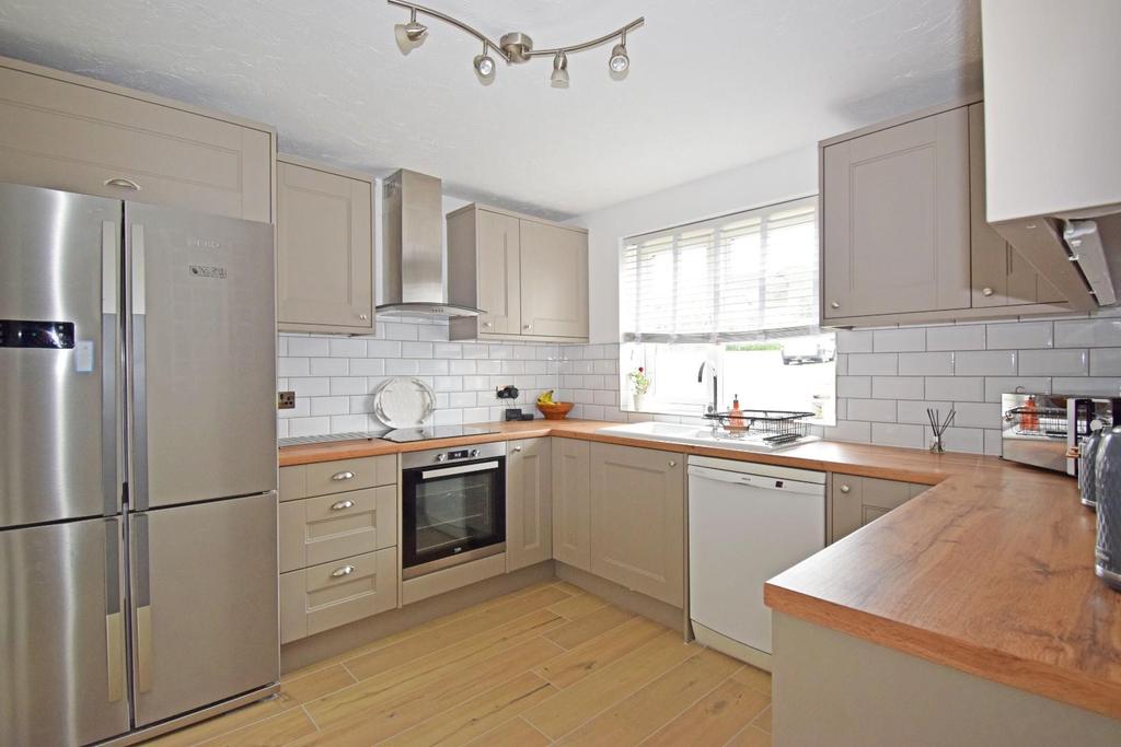 11 Guys Walk, kitchen a.jpg