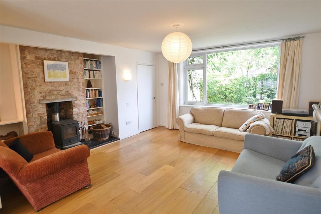 Freemans Close, Leamington Spa 4 bed detached house £699,000