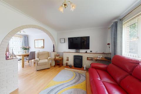 113 Eastfields, Folkestone, CT19 5RT