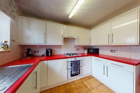 113 Eastfields, Folkestone, CT19 5RT