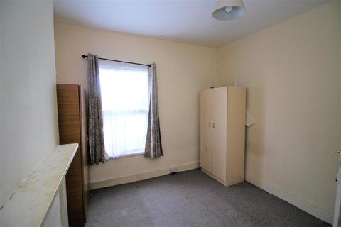2 bedroom flat for sale - Clarendon Road, London