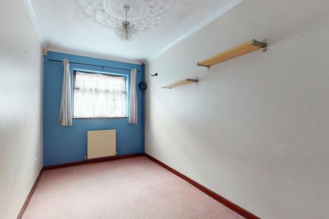 103 Vale Road, Northfleet, Gravesend, DA11 8DB