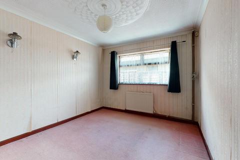 103 Vale Road, Northfleet, Gravesend, DA11 8DB