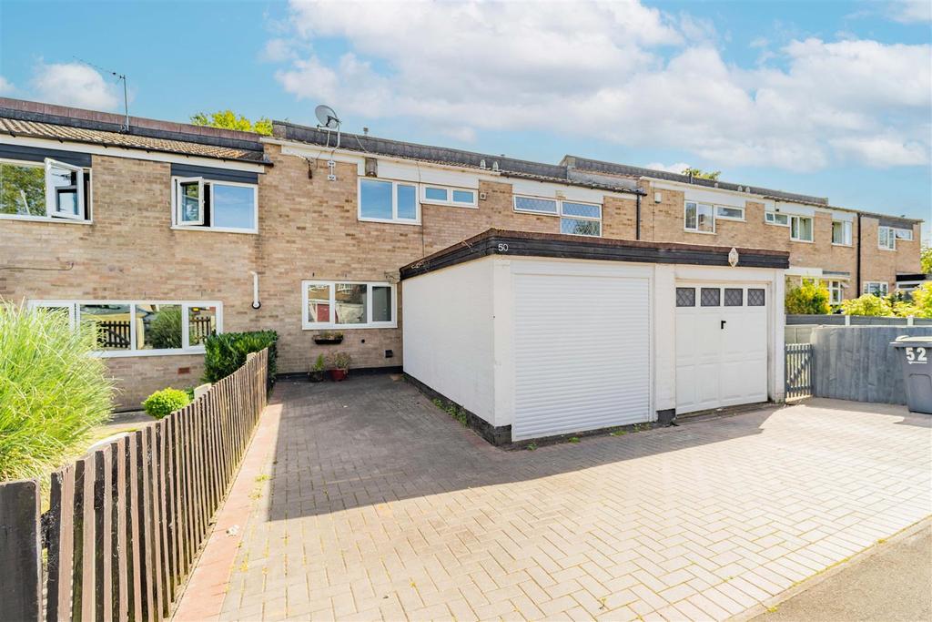 Simcox Gardens, Birmingham 3 bed house £180,000
