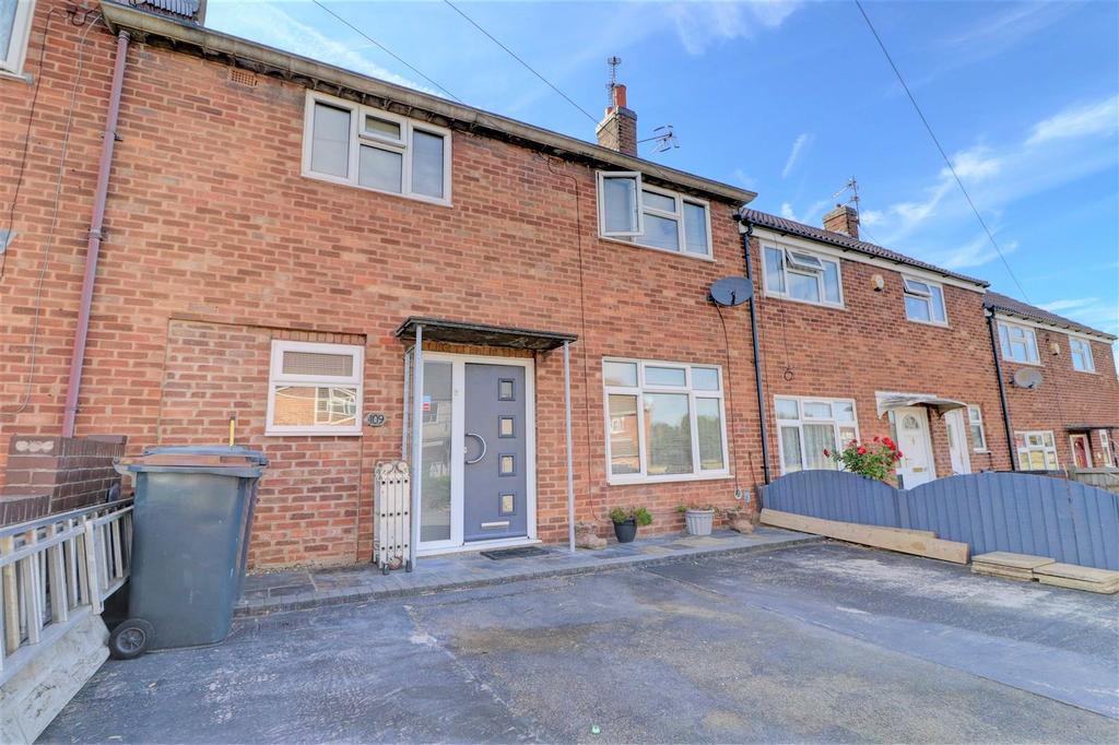 Cedar Road, Nuneaton 3 bed terraced house for sale £180,000