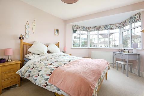 55 Shepherds Way, Rickmansworth, WD3 7NW