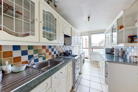 67, Fermain Court West De Beauvoir Road, London, N1 5TB
