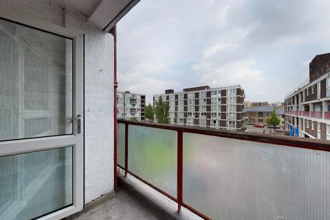 67, Fermain Court West De Beauvoir Road, London, N1 5TB