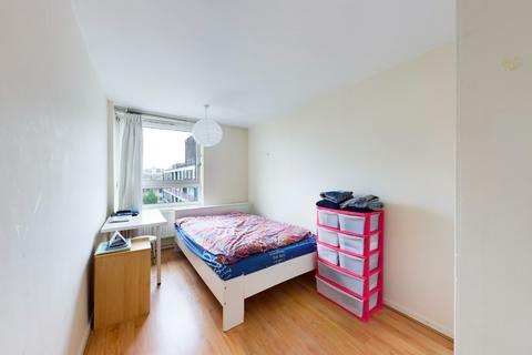 67, Fermain Court West De Beauvoir Road, London, N1 5TB