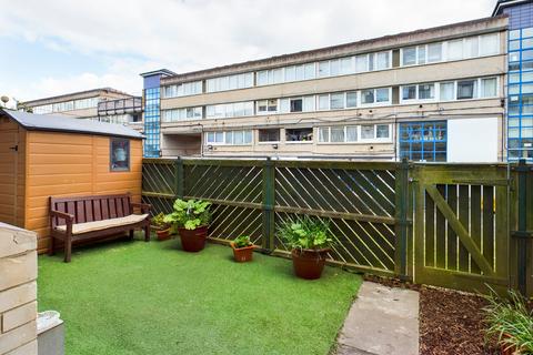 30 Ray Lodge Road, Woodford Green, IG8 7NZ