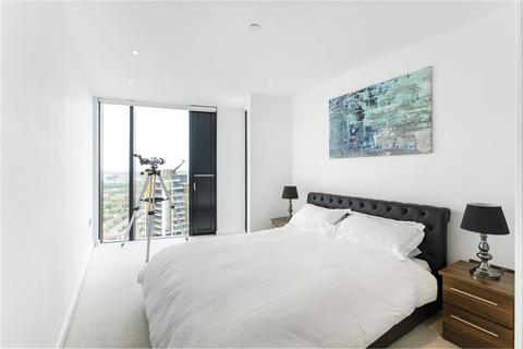 2 bedroom penthouse to rent, Walworth Road, London, SE1