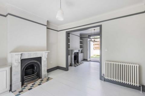 4 bedroom terraced house to rent, Lordship Lane, East Dulwich, SE22 8JN