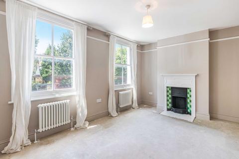 4 bedroom terraced house to rent, Lordship Lane, East Dulwich, SE22 8JN