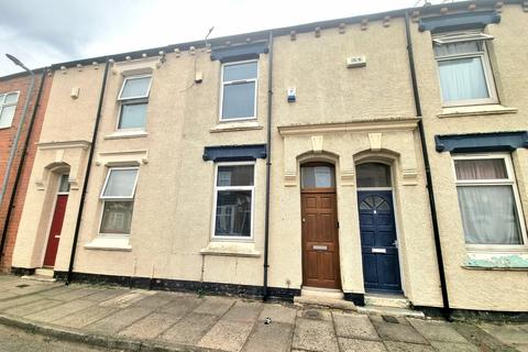 4 bedroom terraced house to rent, Holly Street, MIDDLESBROUGH